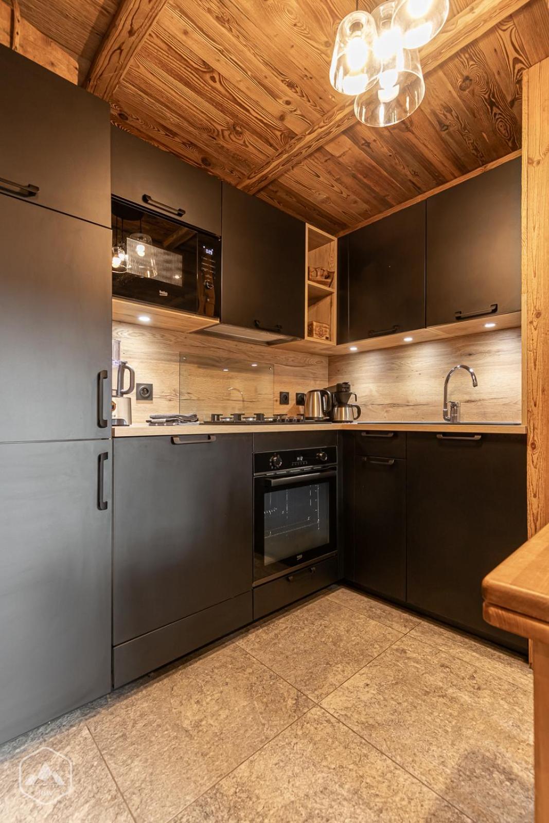 Appartement Les Cocales Sejour Et Nuitees - Pin Cembro Bessans